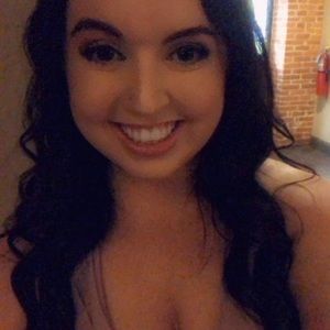 Meet your Posher, Kaitlyn